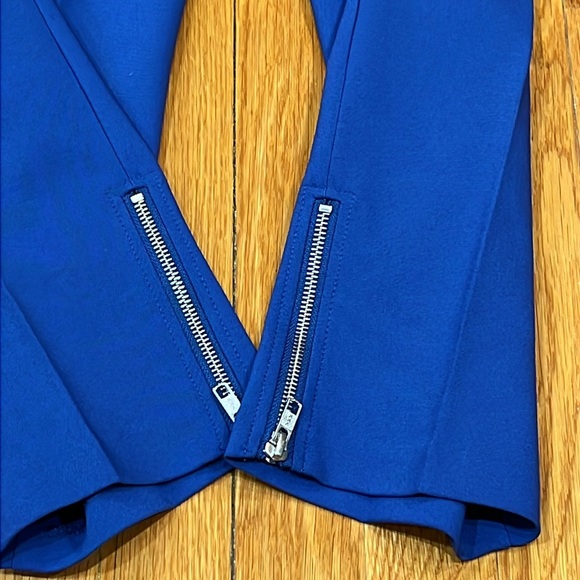 ROZ & ALI  beautiful Royal Blue Ankle  pant Size 8 zipper design side bottom leg - Picture 8 of 16